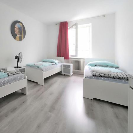 Hotel Schoenes Helles Zimmer Direkt In Frankfurt City Nr 301 Francoforte sul Meno Esterno foto